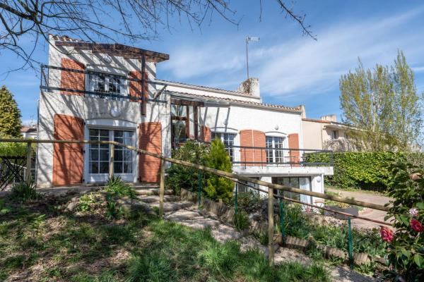 Maloca' Robretières, Foglalás Apartman La Roche-sur-Yon Puy du Fou