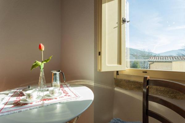 Villa Costanzi - Breezy Terrace On The Cucco, Foglalás Apartman Sigillo Umbria