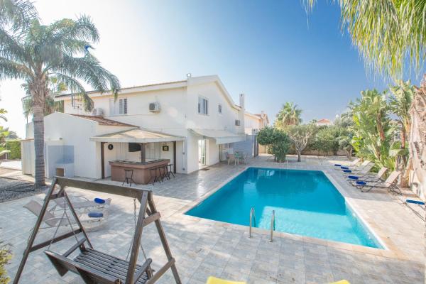 Papaya Royal Villa, Foglalás Villa Ajía Nápa Famagusta