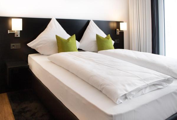 KNG Hotel by WMM Hotels, Foglalás Szálloda Knetzgau Bajorország