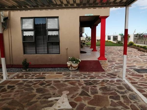 Apple Guesthouse, Foglalás Panzió Olcsó szállodák Letlhakane-ban