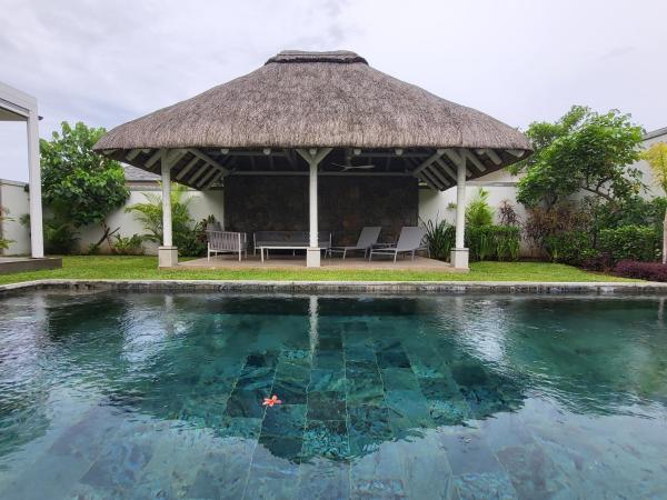 Villa de Luxe à Grand Baie avec piscine V12, Foglalás Villa Grand-Baie Mauritius North Coast