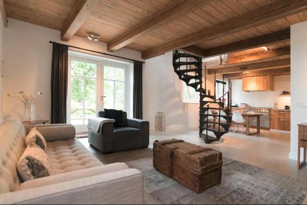 Beautiful House in The Middle of Nature, Foglalás  Abcoude Flevoland