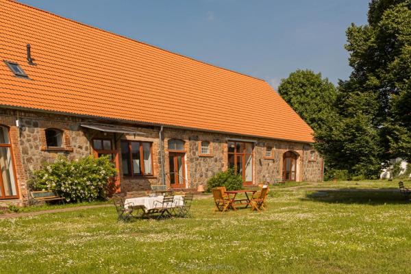 Ferienwohnungen Hof Luisenau, Foglalás  Temmen-Ringenwalde Uckermark