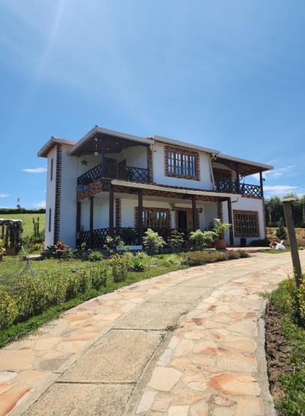 Villa Nikitina, Foglalás  Santander szállodák parkolóval, Parkolás