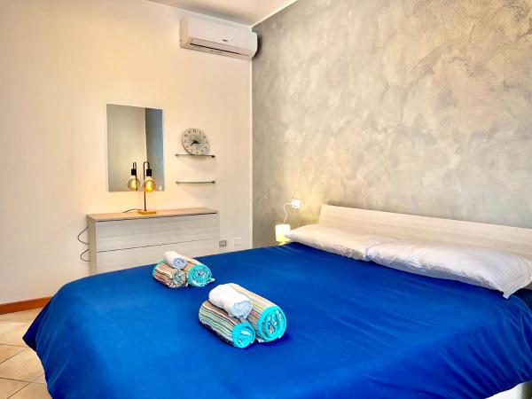 Airport House 2\ from MXP, 15\ public shuttle free self-check-in, Foglalás  Somma Lombardo Lombardia