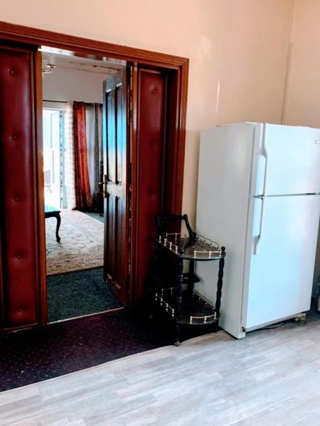 VILLA ÉMERAUDE, Foglalás  Mfoundi szállodák parkolóval, Parkolás