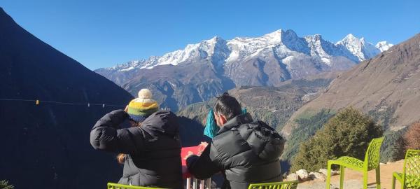 Trekkers Lodge, Foglalás  Thyāngboche 1st province