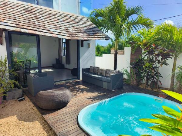 Villa Ti Paradis with pool, Foglalás  Szállodák Mauritius North Coast medencével, Uszoda
