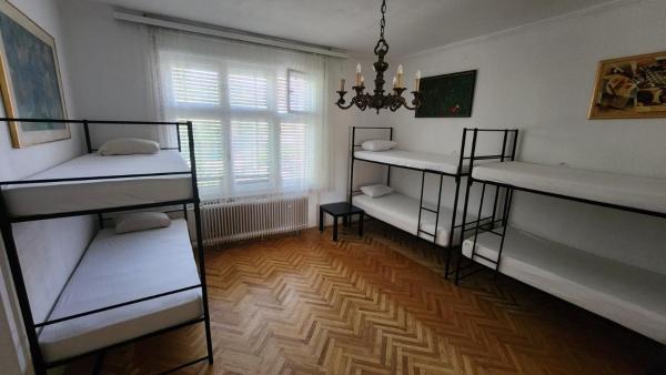 Folks HOME, Foglalás  Újvidék Vajdaság