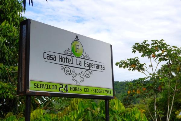 Casa Hotel La Esperanza, Foglalás  Putumayo szállodák medencével, Uszoda