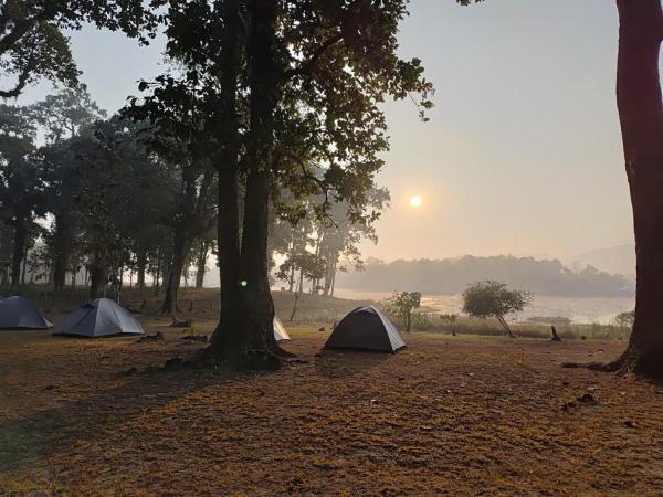 Chandubi Eco Camp of wave Ecotourism, Foglalás  Barduār Assam