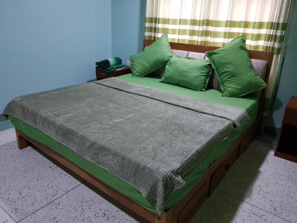 Seethevi Hotels, Foglalás  Batticaloa Batticaloa