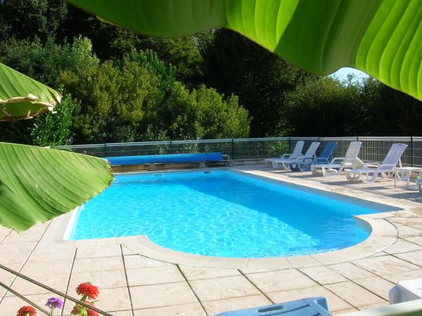 Gites La Garrigue 15 minutes Sarlat & Lascaux avec 2 piscines, Foglalás  Tamnies Black Perigord