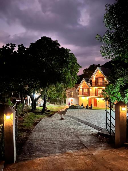 Riverston Grand Villas, Foglalás  Meda-Ela Matale