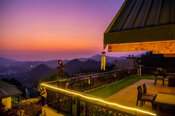 The Bougainvillea Retreat - A Luxury Private Pool Villa in Dehradun, Foglalás  Dehradun Uttarakhand