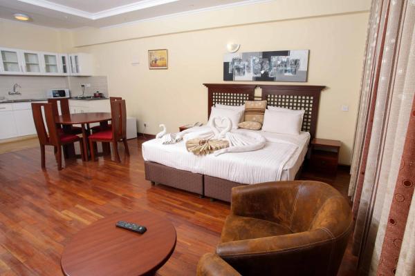 Cranes Suites Hotel, Foglalás  Kitale Trans-Nzoia