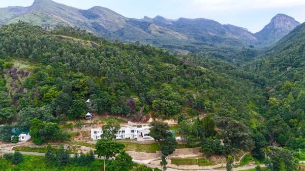 Rock N Brook Resort Kanthalloor, Foglalás  Idukki 