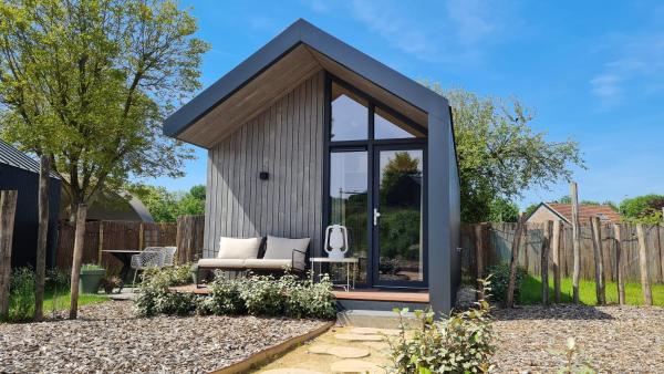 Luxe tinyhouse voor 2 personen met hottub, Foglalás  Meerssen Heuvelland